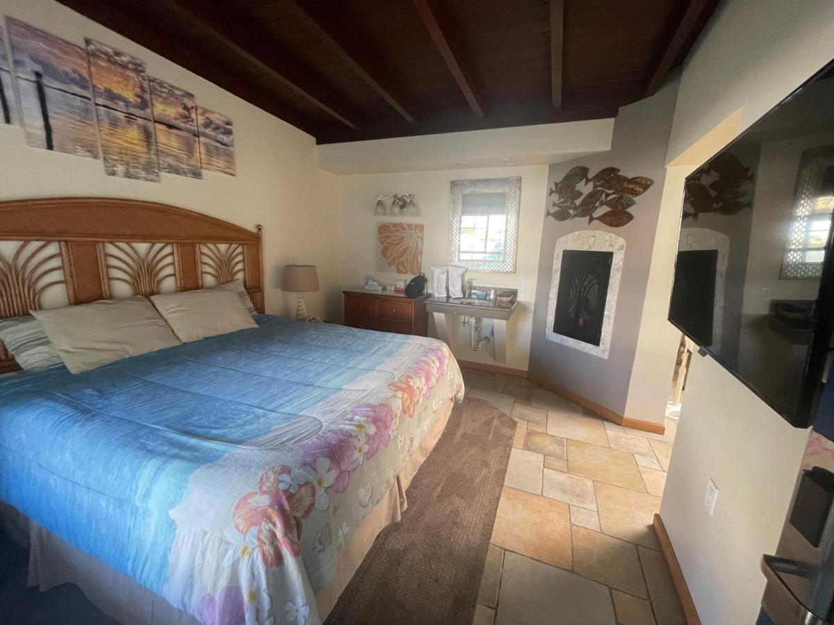 Edgewater Beach Inn & Suites Santa Cruz Extérieur photo