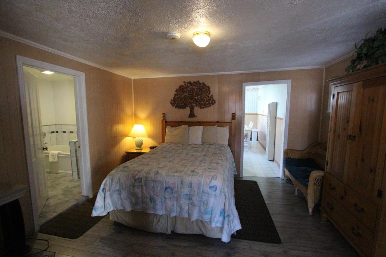 Edgewater Beach Inn & Suites Santa Cruz Extérieur photo