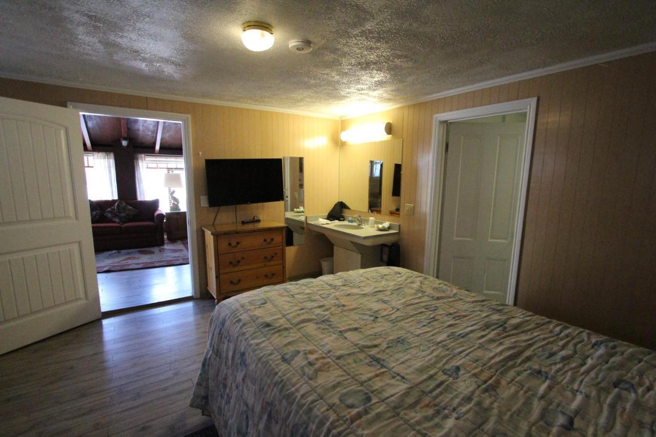 Edgewater Beach Inn & Suites Santa Cruz Extérieur photo